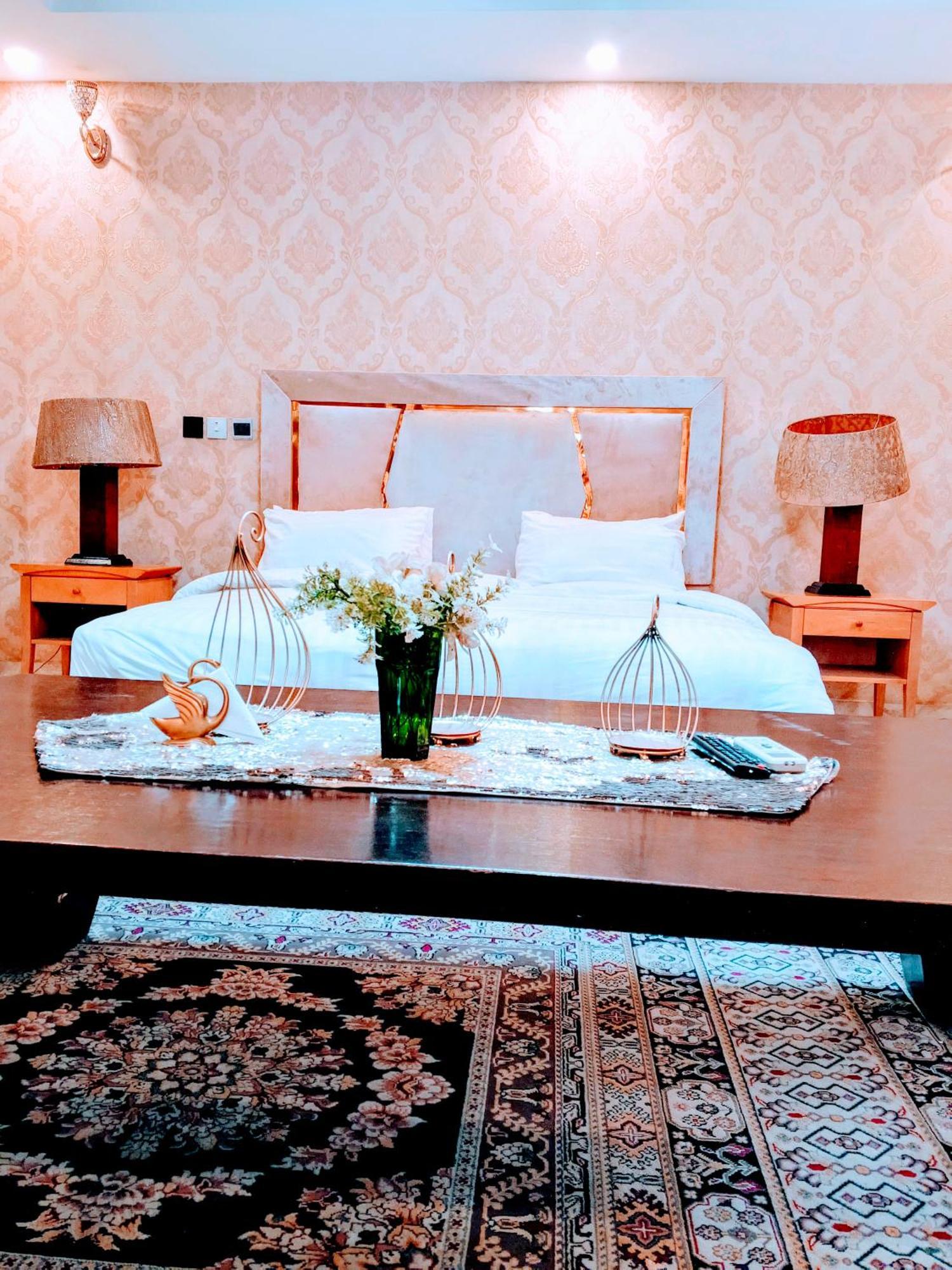 فندق Nuit De Paris أبوجا المظهر الخارجي الصورة